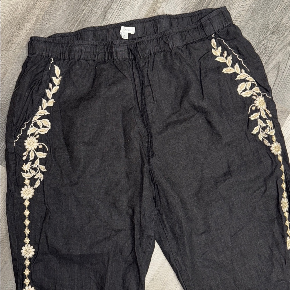 Johnny Was linen pants bottoms - Picture 2 of 5
